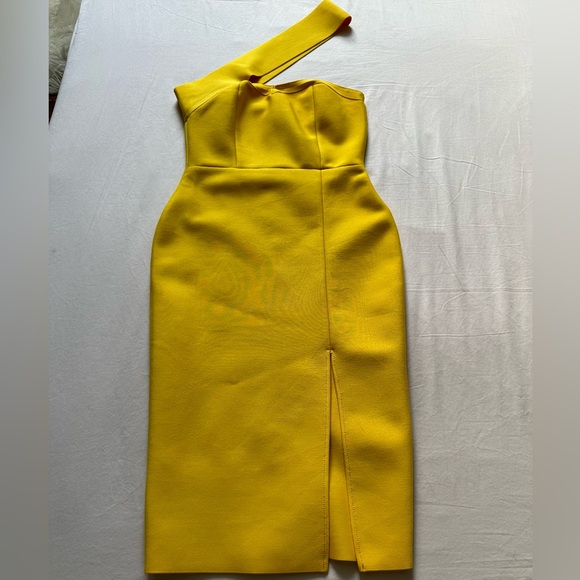 One Shoulder Split Thigh Dress - Picture 3 of 4